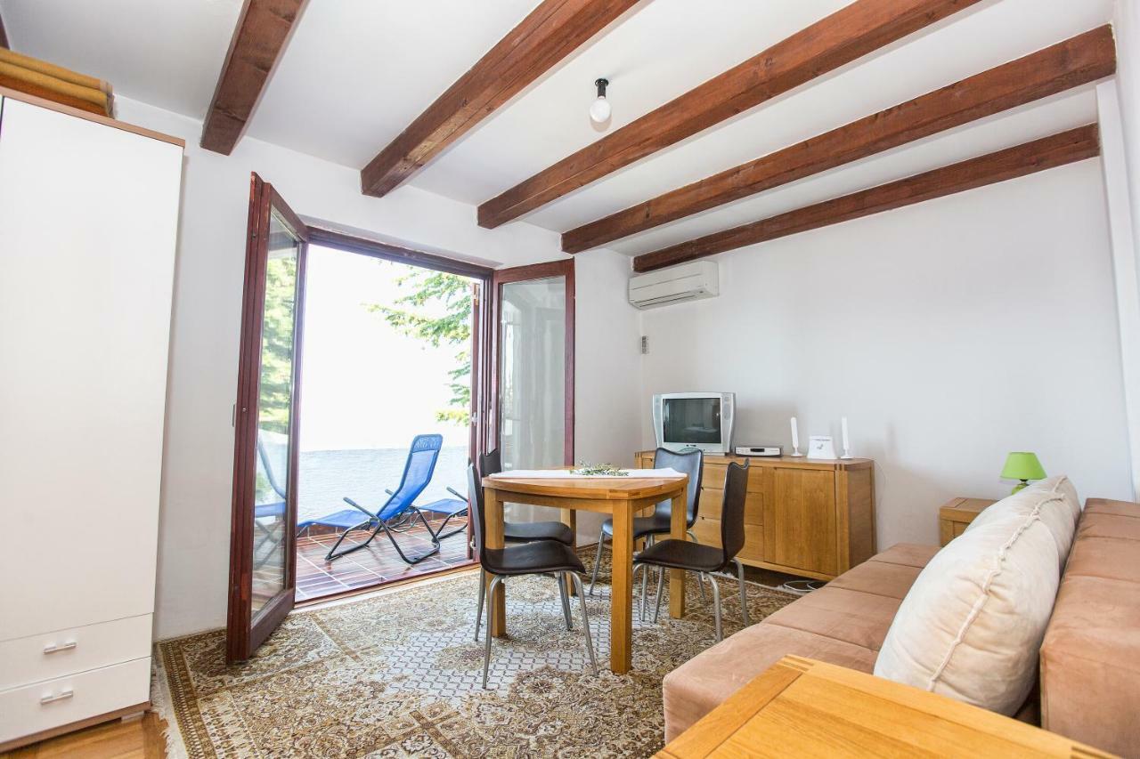 Ferienwohnung Penthouse Karlobag Exterior foto